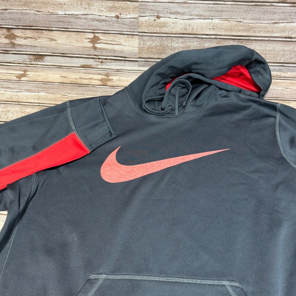 Nike Hoodie Mens Large Black Therma-FIT Swoosh Pullover Red Accents